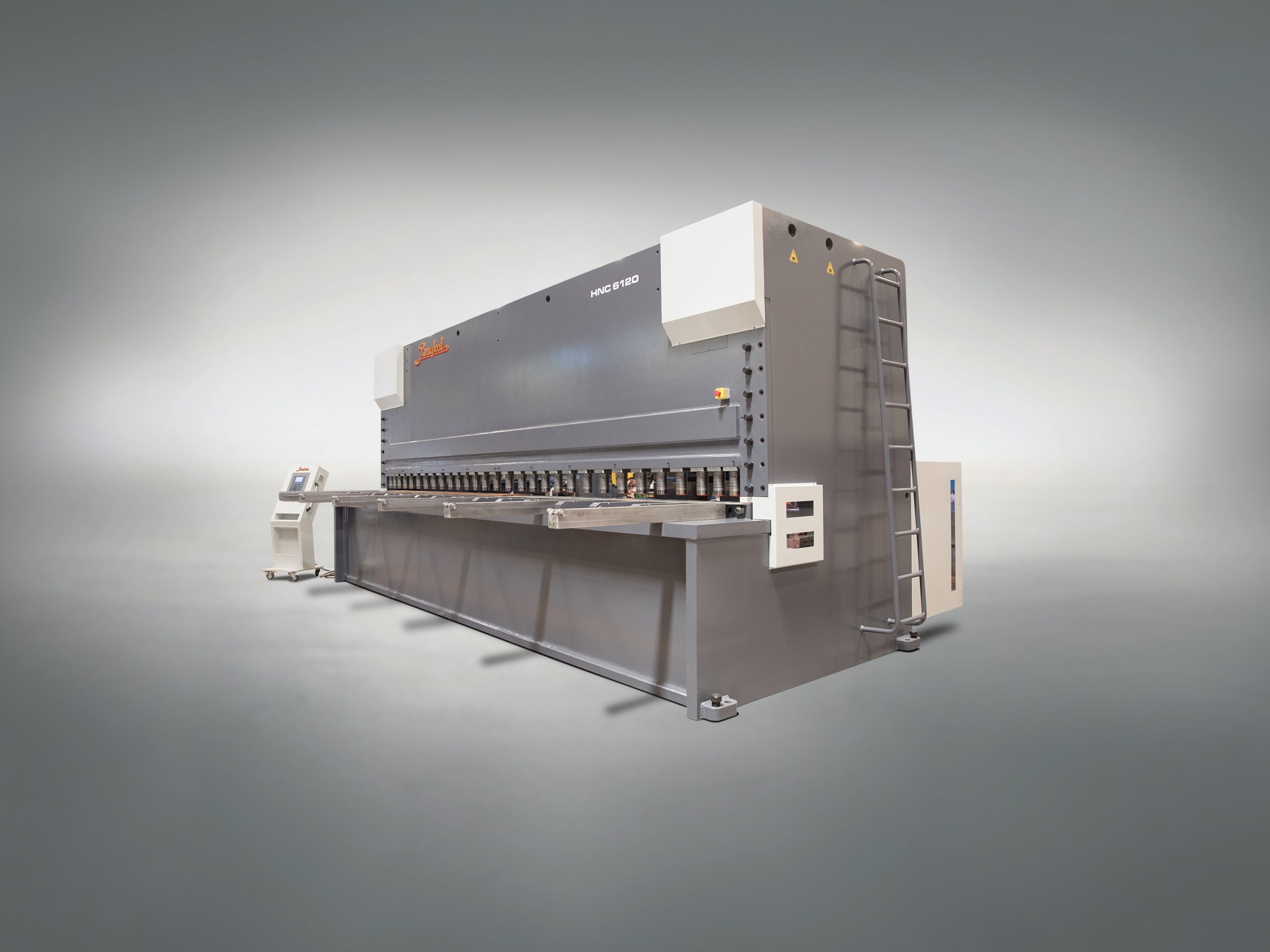 CNC-Hidraulicne-makaze-scaled Hidraulične makaze za sečenje lima CNC HNC - Slika 1